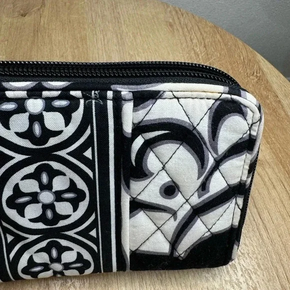 Vera Bradley Night and Day Accordion Style Zip Wallet Clutch - Picture 8 of 8